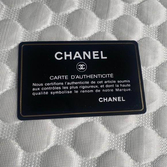 CHANEL uniform waist bag - Picture 6 of 6